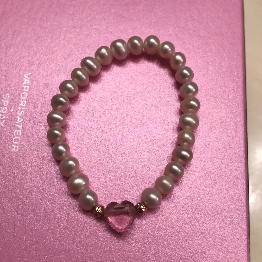 Pearl bracelet